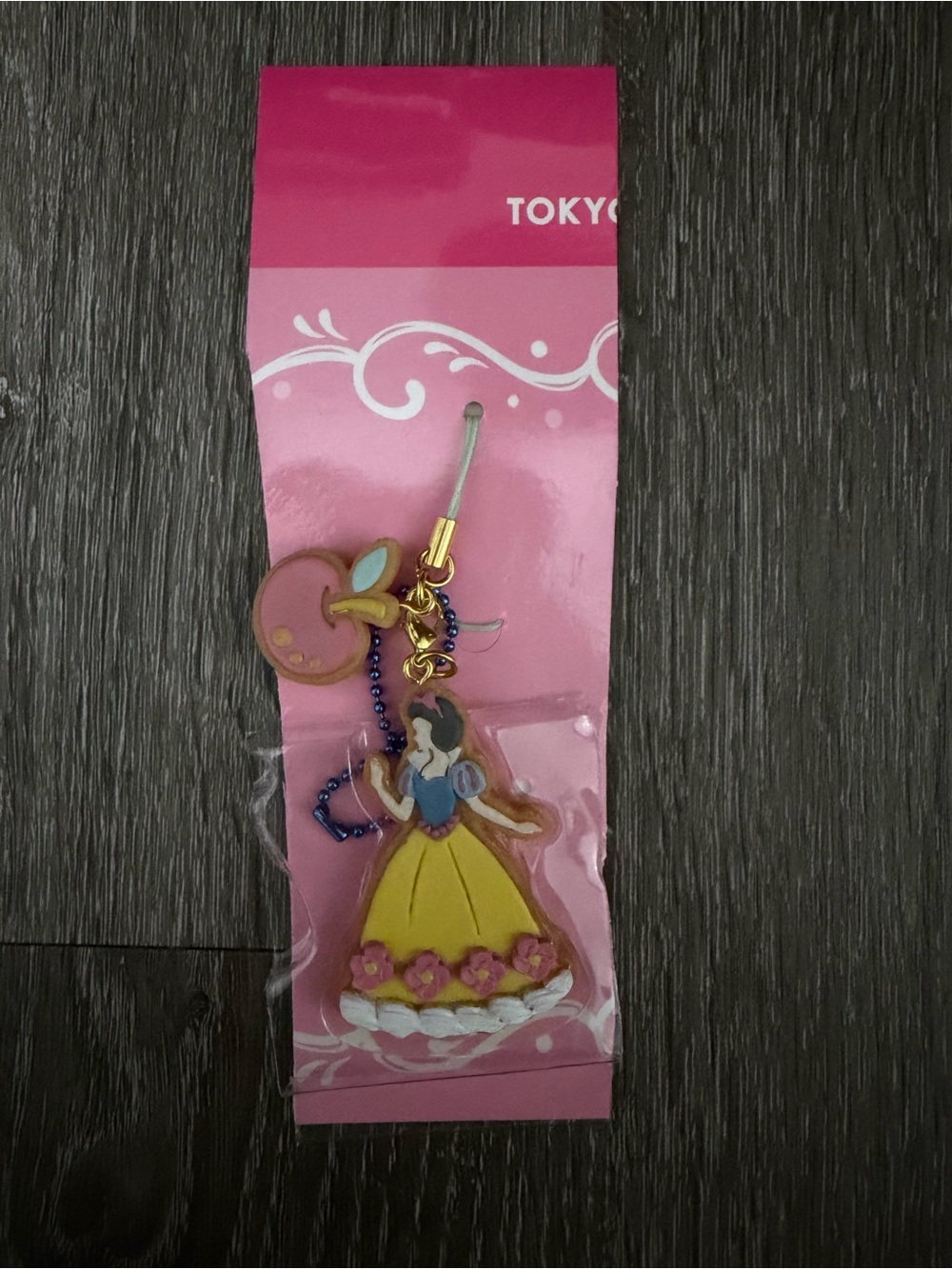 Snow White cookie keychain Tokyo Disney